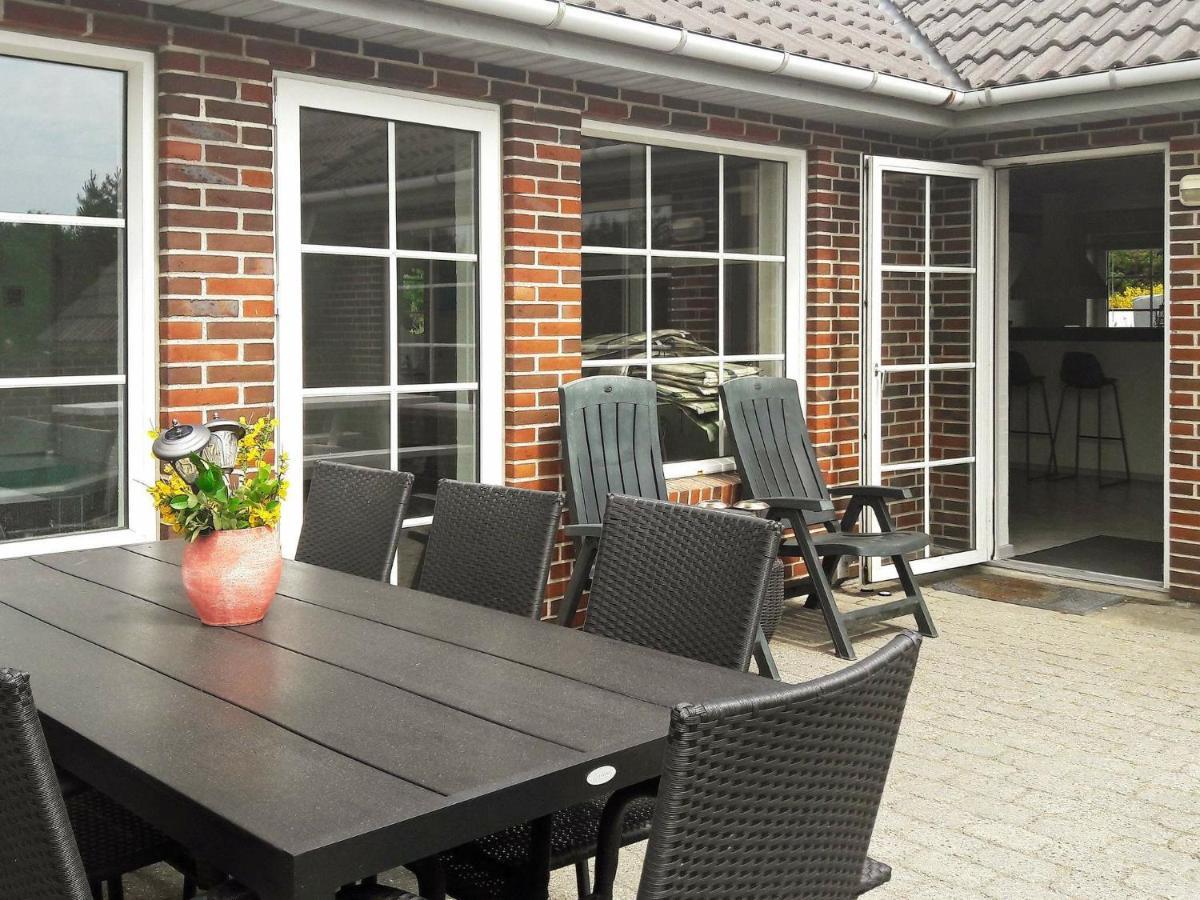 10 Person Holiday Home In Bl Vand บลอแวนด์ ห้อง รูปภาพ