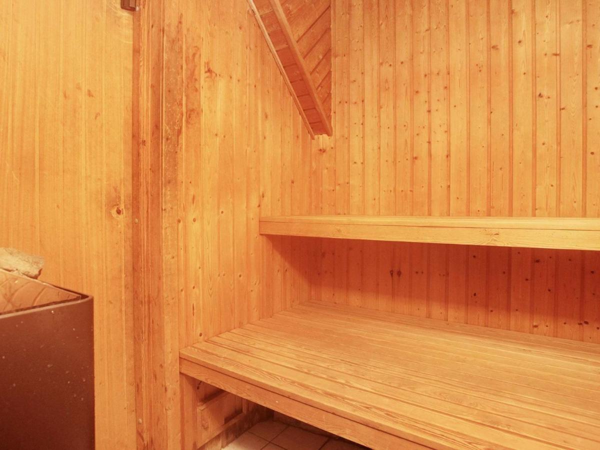 10 Person Holiday Home In Bl Vand บลอแวนด์ ภายนอก รูปภาพ