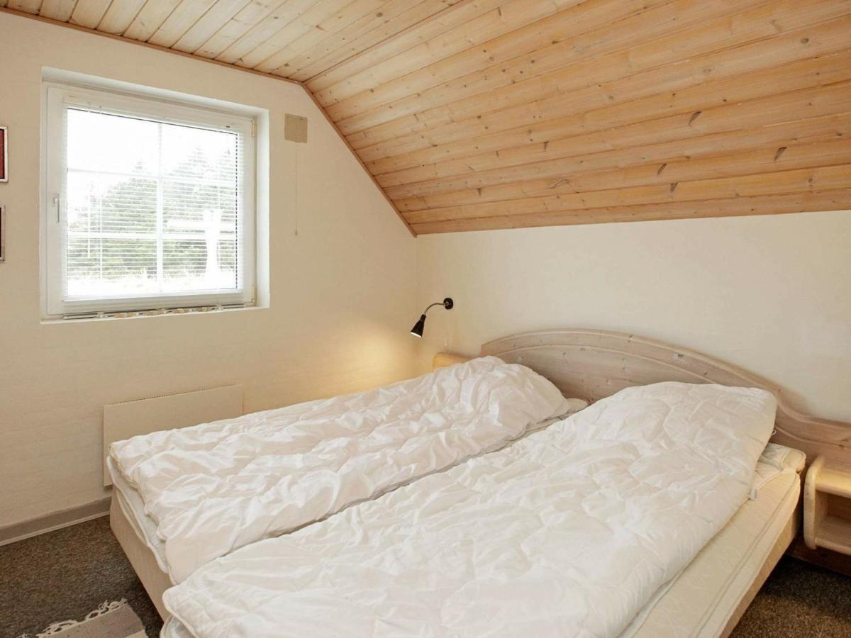 10 Person Holiday Home In Bl Vand บลอแวนด์ ภายนอก รูปภาพ
